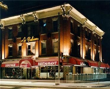 La Boheme Restaurant & B&B เอ็ดมอนตัน ภายนอก รูปภาพ